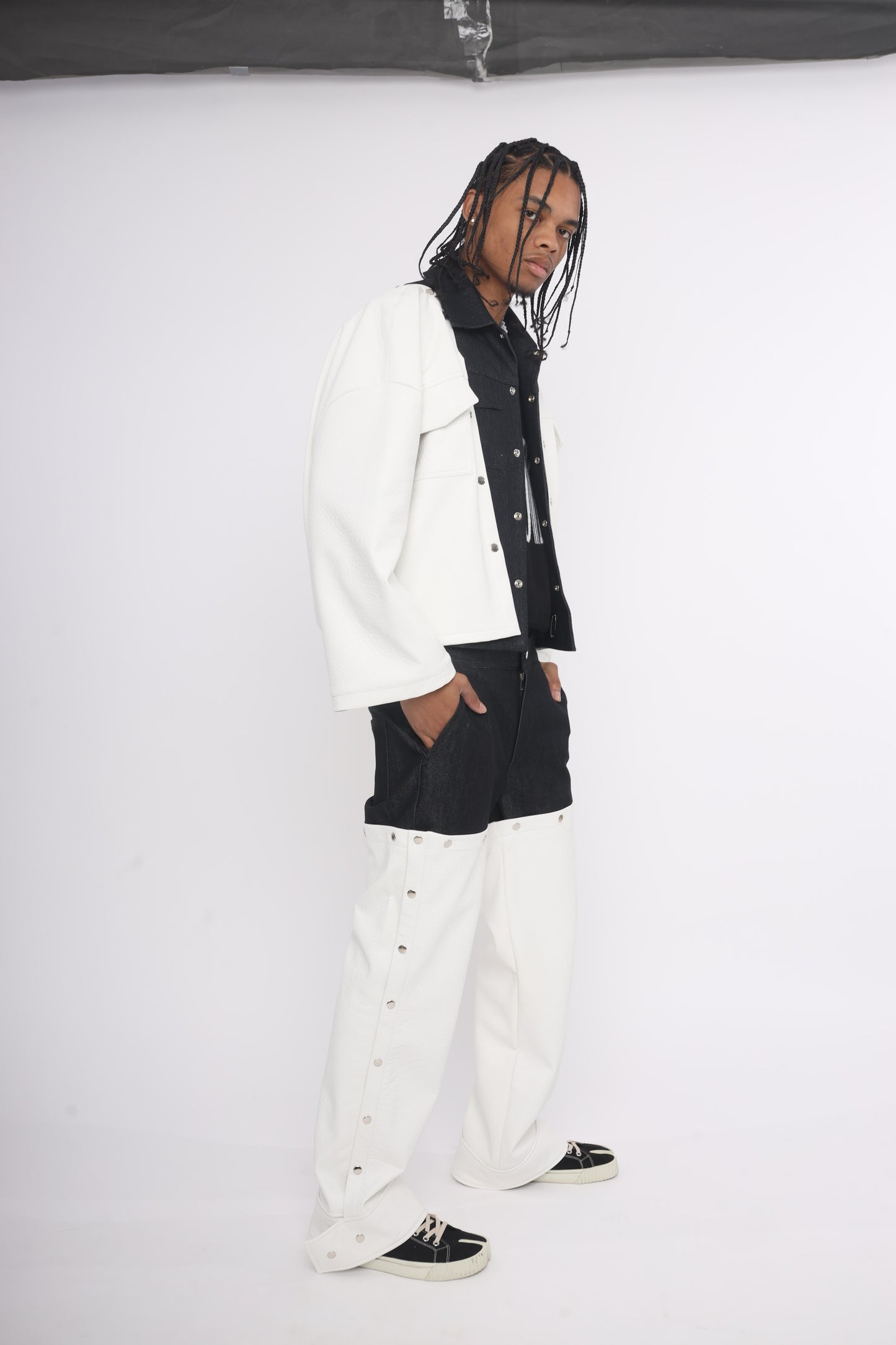 Snap panel trucker